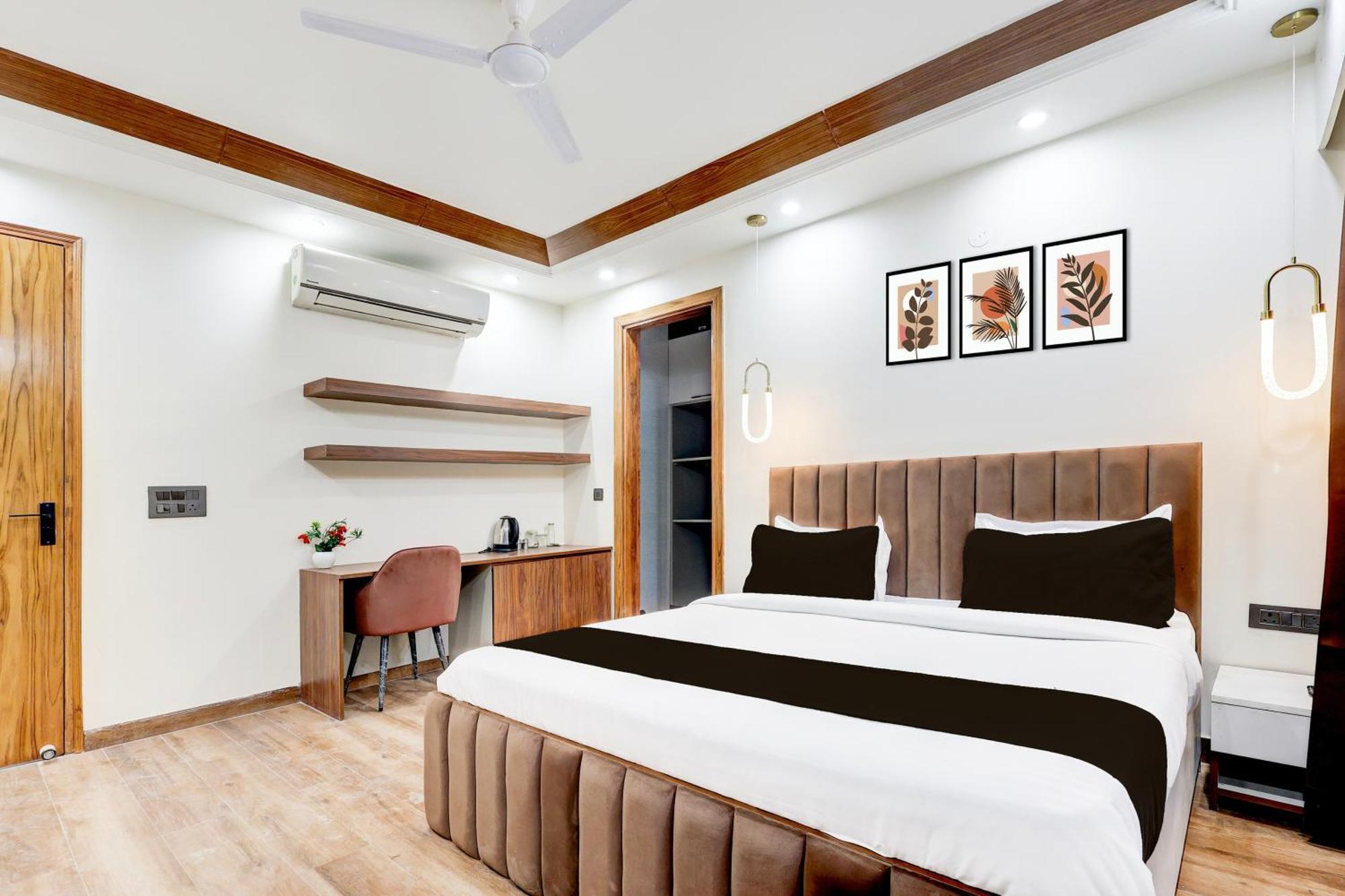Super Hotel O Sector 43 Gurgaon Eksteriør bilde